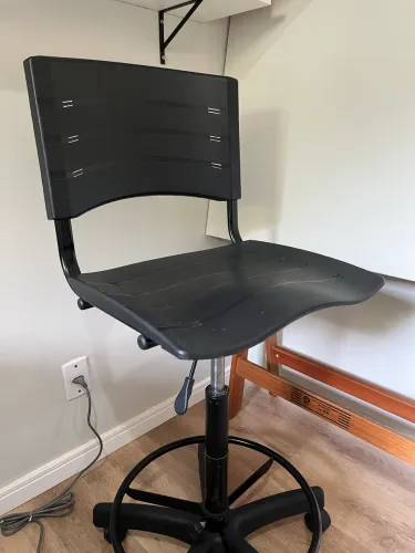 Cadeira Giratória Alta Preta - Disco Pés