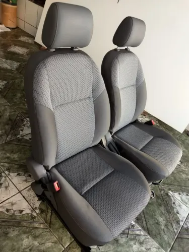 Jogo de Bancos Hilux 