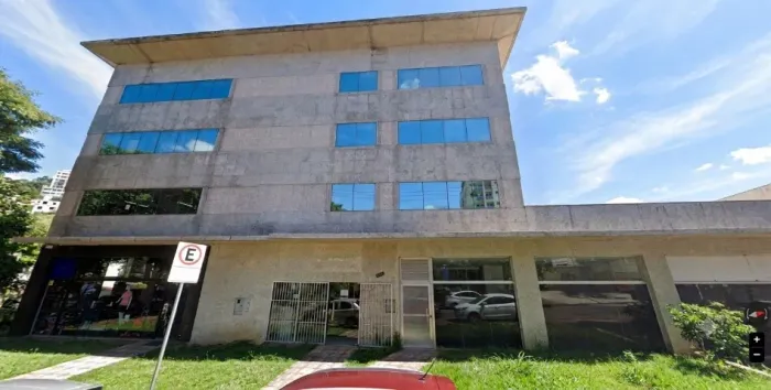 EDIFICIO 1500m2 B. Santa Lúcia
