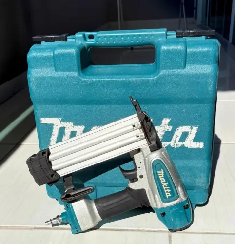 PINADOR PNEUMÁTICO MAKITA