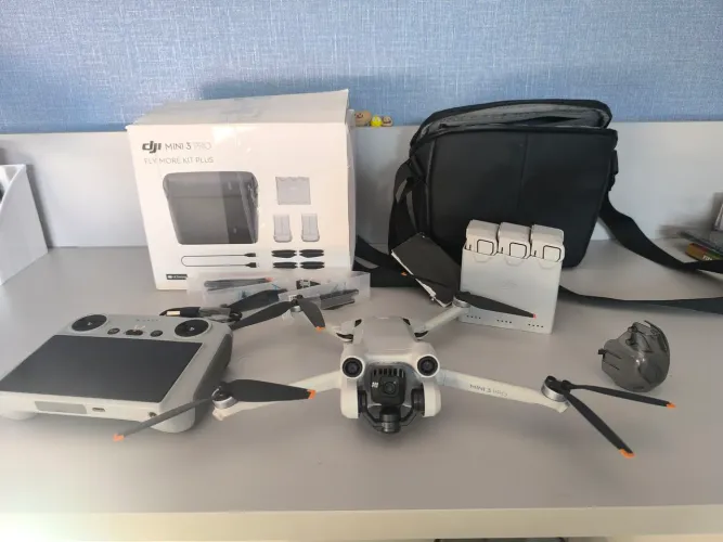 Dji mini 3 pro combo Fly more. 2 baterias plus. Drone muito novo