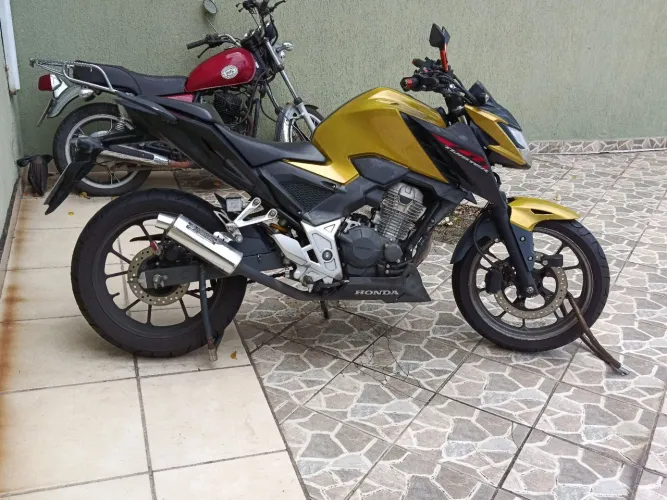 Cb300f