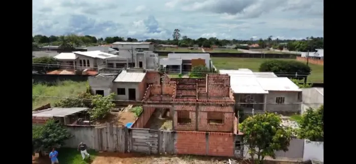 Vendo terreno quitado com casa inacabada