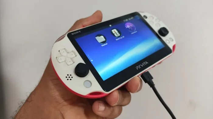 Ps Vita Slim Pink 16GB Desblok - Troco em Switch Lite