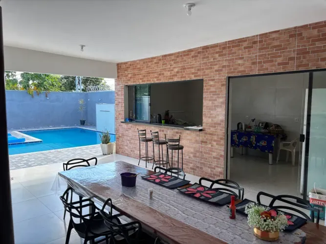 CASA EM ARUANÃ-GO / 05 QTS - Lote: 650 m2