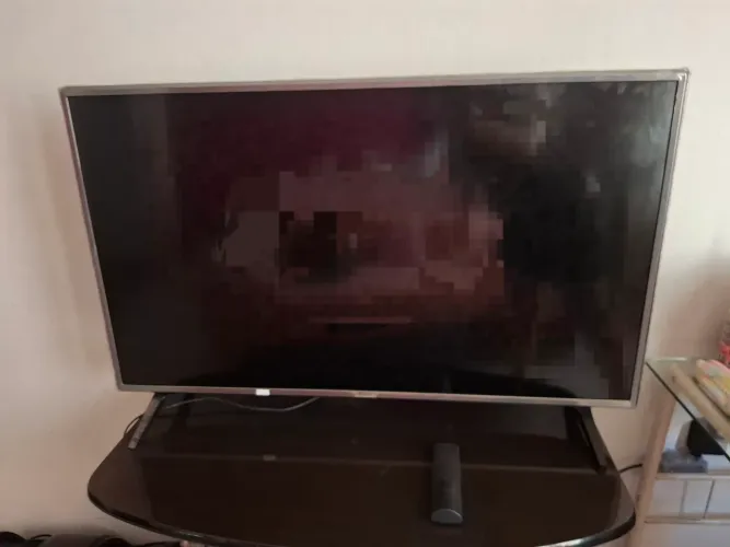 TV LG com defeito na imagem 