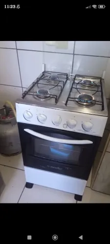 Fogão 4 bocas funcionando perfeitamente