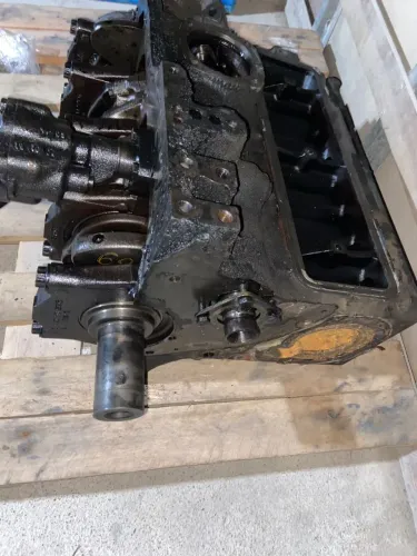 Bloco de motor 710 Mercedinha