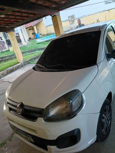 Fiat Uno Attractive 1.0 EVO Fire Flex 8V 5P 2020