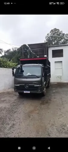Caminhão Accelo 1117 boiadeiro 