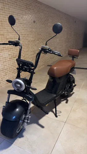     Scooter Elétrica X12 1000W Semi Nova
