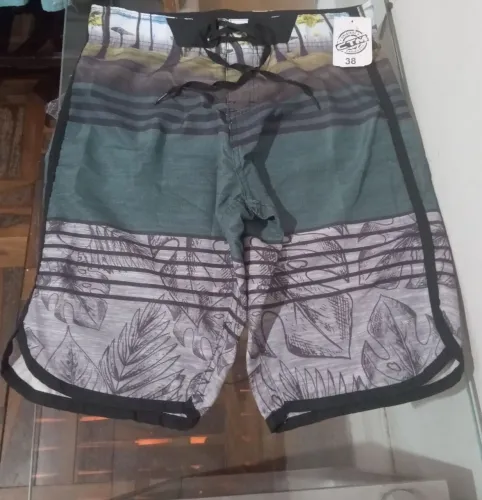 BERMUDA SURF SECAGEM RÁPIDA. 