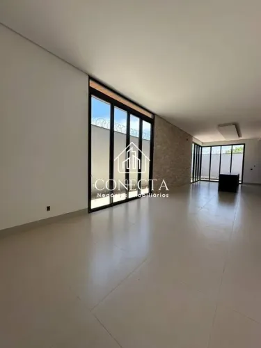 Casa Residencial com Piscina e Varanda Gourmet no Jardim Sul, Uberlândia