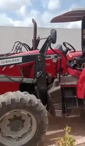 Massey Ferguson 4709 1900horas 2019