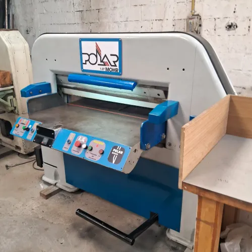 Guilhotina Polar automática para coete linear