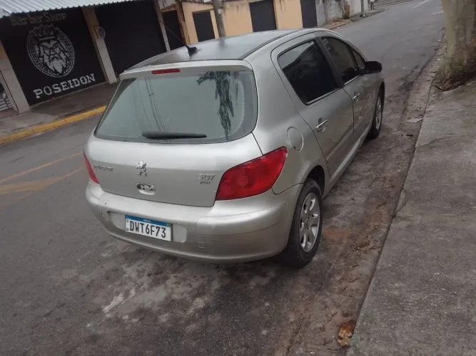 Peugeot 307 Soleil/ Presence 1.6/1.6 Flex 16V 5P 2008