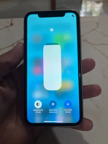 iPhone XR 256 GB todo original R$850