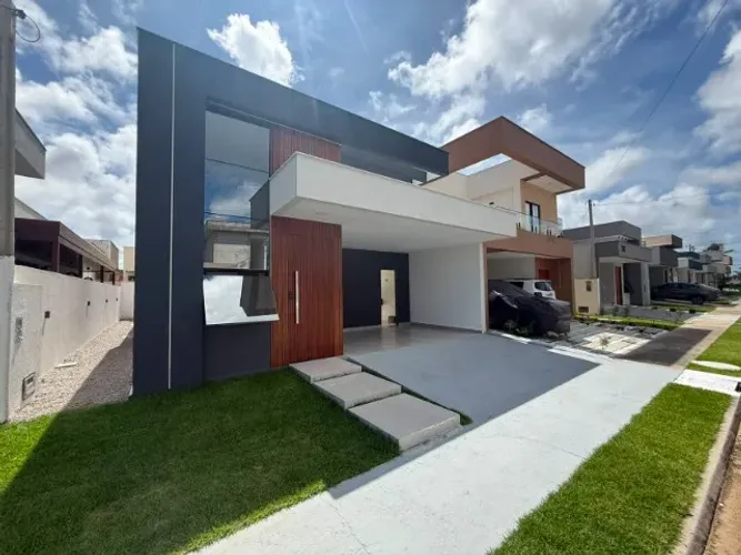 Condomínio Ecoville 2 - Casa Térrea 3/4 com 1 suíte de 120 m², 2 vagas por 619.999,00