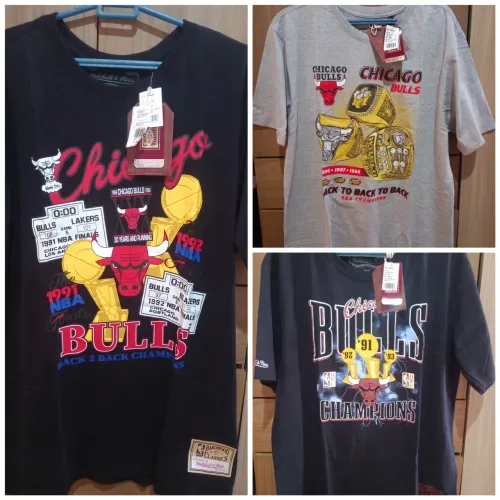Camiseta mitchell and ness bulls as 3 GG
