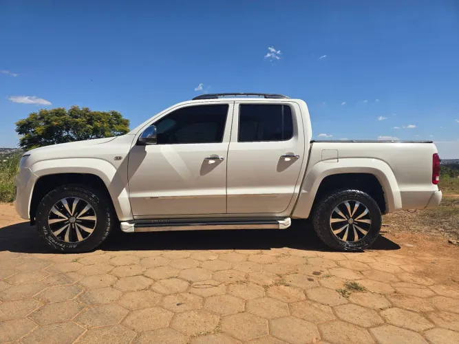 Volkswagen Amarok Trendline CD 2.0 TDI 4X4 Dies AUT 2014