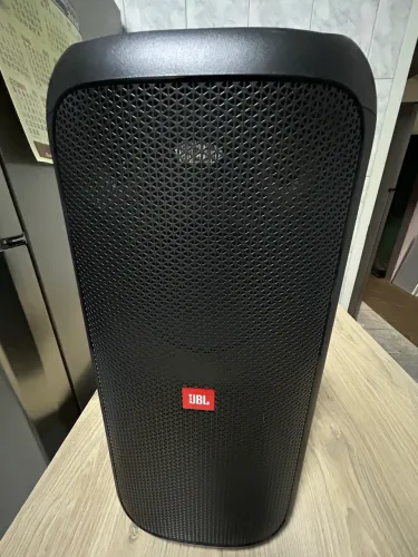 Caixa de som jbl partybox 100