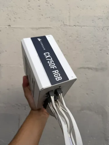 FONTE CORSAIR 750W 80 PLUS