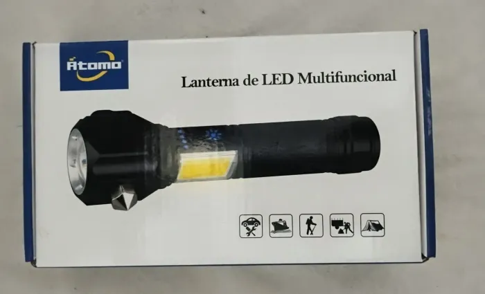 Lanterna multifuncional e recarregável Átomo. Aceito cartões