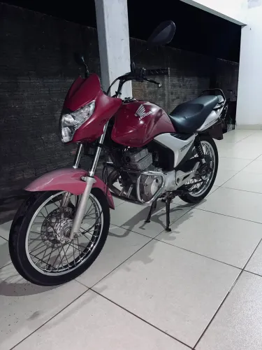 Vende-se moto