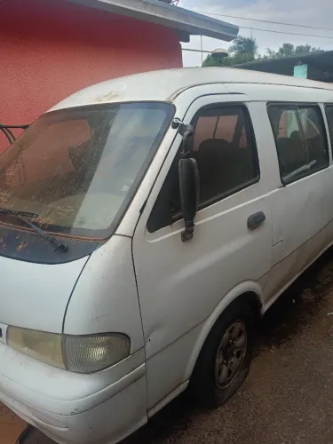 Kia Motors Besta GS Grand 3.0 8V 16L Diesel 2001