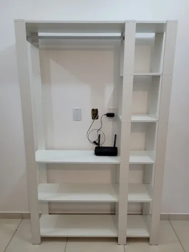Armário vazado em MDF Branco
