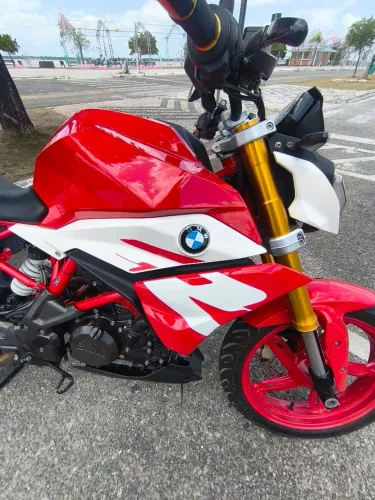 BMW G 310r moto exclusiva