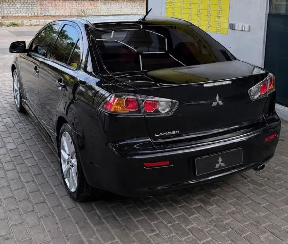 Mitsubishi Lancer 2.0 16V 160cv Mec. 2012