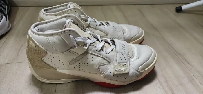 Jordan Zion 2, n 45 usado só uma vez 