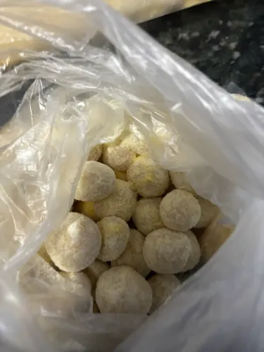 Vendo massas de pesca a pronta entrega me mande mensagem um dia antes 