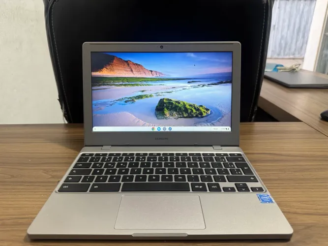 NOTEBOOK CHROMEBOOK 4 SAMSUNG - 4GB RAM - E.MMC 32GB - GARANTIA 6 MESES.