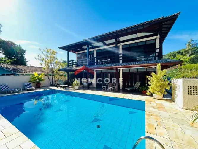 Casa de condomínio em Alameda do Cedro - Riviera - Bertioga/SP