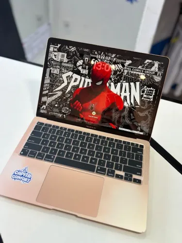 MACBOOK AIR M1