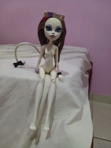 Catrine Demew new scaremester/ Monster High