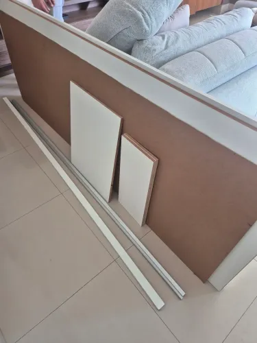Vendo 2 portas em mdf 18 milímetros com puxadores. 2,4 por 0,90