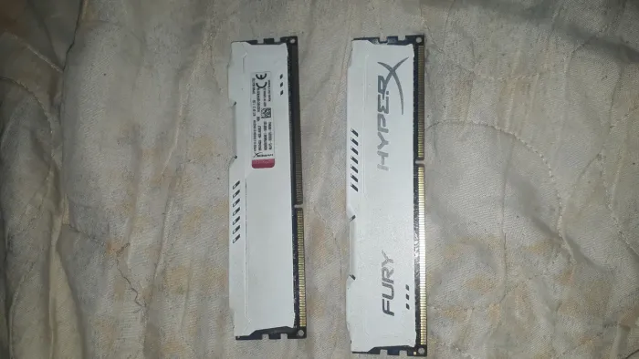 16 GB DDR3 1866 MHz (2×8 GB)