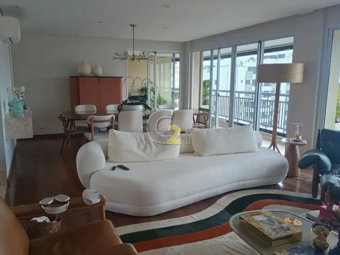 Apartamento á venda em Perdizes, 4 quartos, 2 suítes, 3 vagas de garagem