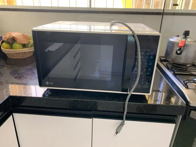 Microondas LG 30 litros
