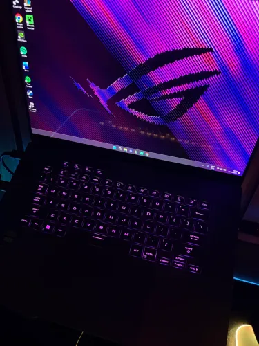 ASUS ROG Zephyrus G16 | Core Ultra 9 | RTX 4070 | SSD 1TB.
