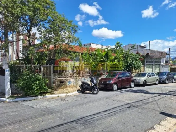 Terreno à Venda na Vila Guilherme com 184 m²