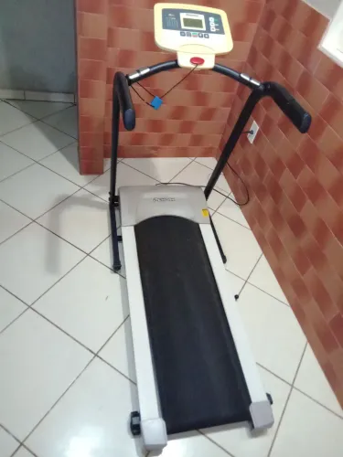 Esteira ergometrica moviment r2 