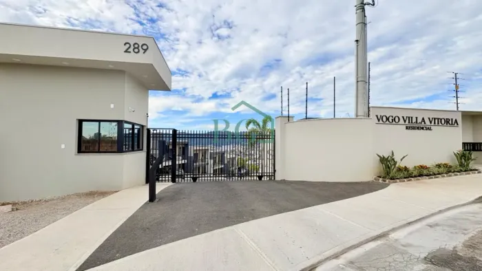 Excelente casa de alto padrão em condomínio fechado no Jardim Vitória em Poços de Caldas M