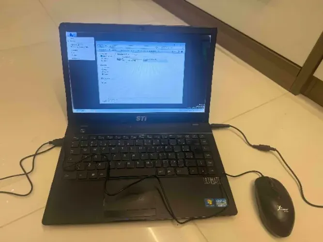 Notebook STI Intel Core i5 com SSD de 297 GB - Funcionando!
