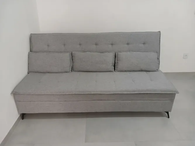 SOFA CAMA 3 LINHO CINZA 96X95X190 comprei em 28/05/26 na ORTOBOM tem somente 3 meses d uso