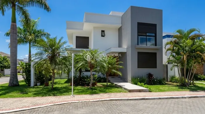 Casa para locação anual com 4 suítes em condomínio fechado - Cachoeira do Bom Jesus