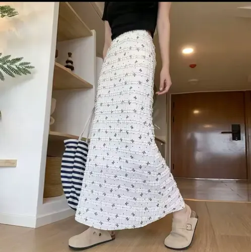 Saia branca longa rendada estilo sul-coreano NOVA